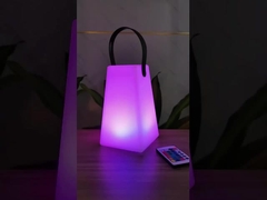 Lámpara de LED portátil recargable con mando inalámbrico colorido para acampar