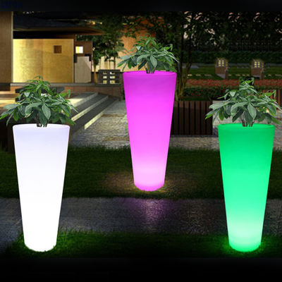 Exposición de macetas de flores luminosas coloridas macetas de plantas de jardín luminosas lámpara de suelo de plantación de plástico para fiesta alquiler