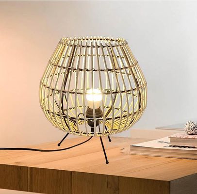 Lámpara de mesa de bambú de color natural para el dormitorio