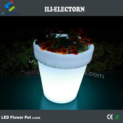 Iluminación colorida LED Planta de flores de plástico para la decoración del jardín