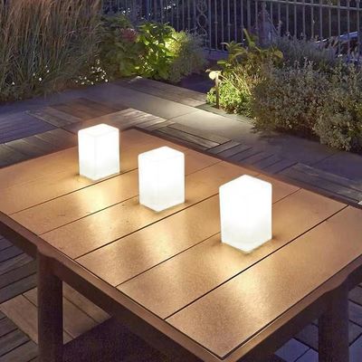 Cambiador de color RGB LED exterior Cubo de luz de carga USB controlado por control remoto