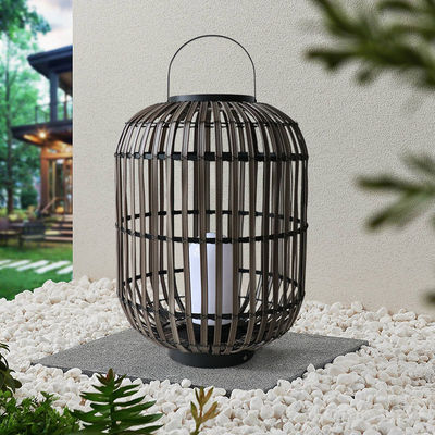 Linterna exterior de ratán decorativo, lámpara de ratán tejida 3500K para la atmósfera