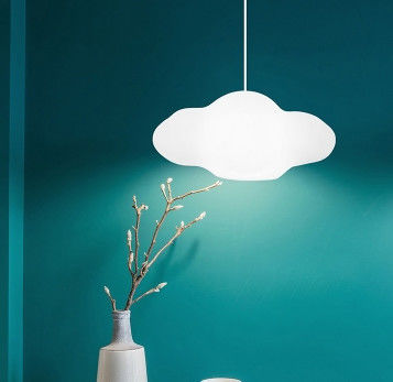 Lustrero de nubes creativo Lustrero de nubes nórdico para habitación de niños y hotel