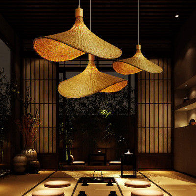 Luces de colgante creativas de ratán sombrero de paja grande estilo 3500K caliente blanco CCT