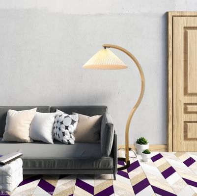 Lámpara de pie creativa de ratán plissado para dormitorio sala de estar