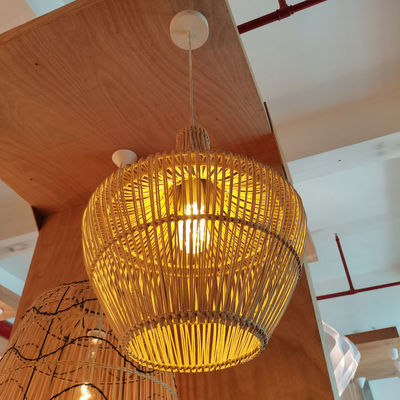 Candelabro con colgante de Wicker Rattan hecho a mano Control de interruptor de ángulo de haz de 150 grados
