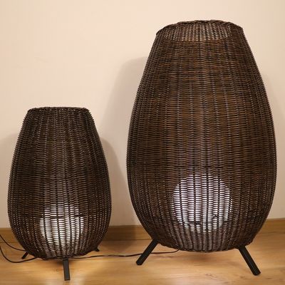 Lámparas de suelo de diseño moderno y decorativas de exterior