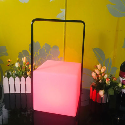 Luz de lámpara LED portátil decorativa IP65 resistente al agua 16 colores cambiantes