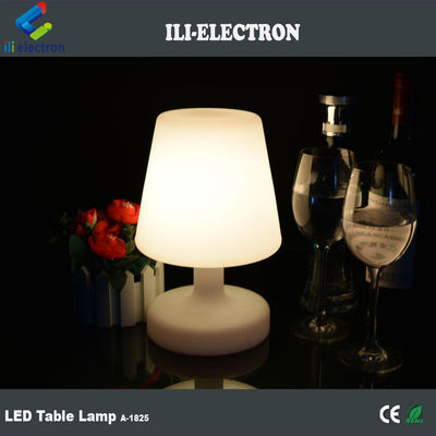 Lámpara de luz nocturna LED de plástico creativo 5000K recargable para el dormitorio