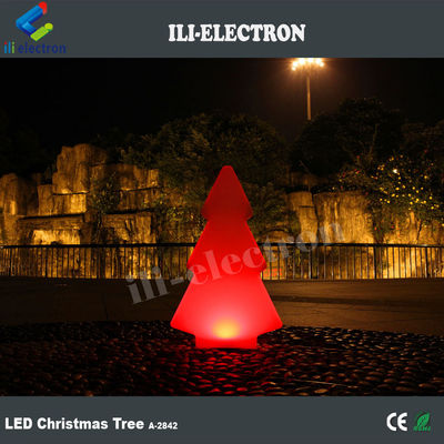 luz exterior de luz LED en forma de árbol de Navidad para las vacaciones