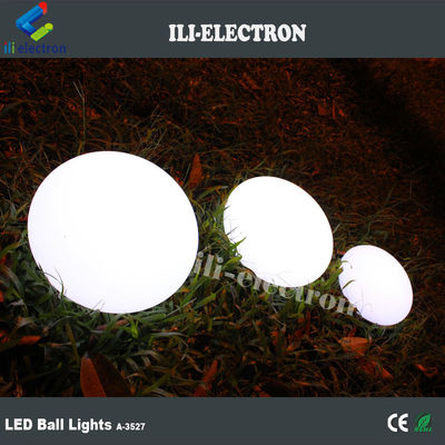Luz de bola multicolor de decoración LED