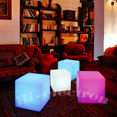Jardín de fiesta al aire libre Cubo de iluminación iluminado