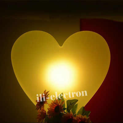 Lámpara decorativa de led iluminada en forma de corazón