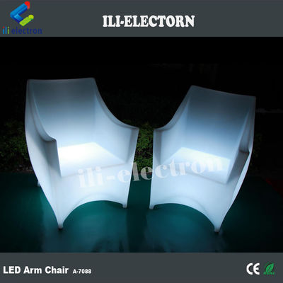 Sofá 100% PE de plástico recargable RGB iluminado