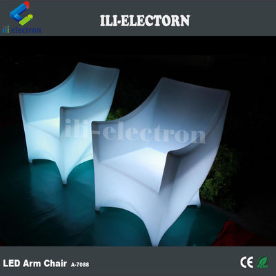 Sofá 100% PE de plástico recargable RGB iluminado