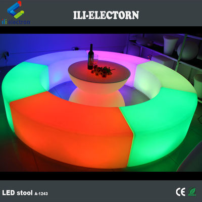Muebles de led recargables con cambio de color con asientos de banco curvos