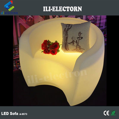 Muebles LED de plástico PE para uso comercial, Sofá de salón LED iluminado