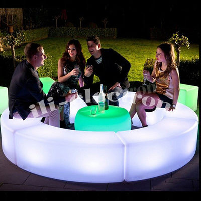 Sillones de plástico para bares