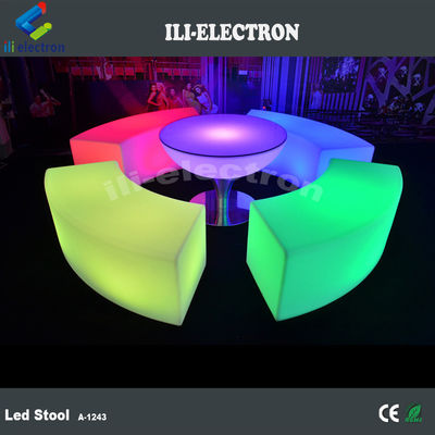 Sillones de plástico para bares