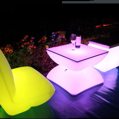 Muebles LED de plástico PE, mesas de cóctel 16 de color cambiante