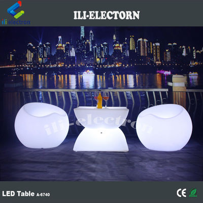 Muebles LED de plástico PE, mesas de cóctel 16 de color cambiante