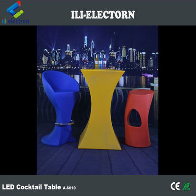 Ventas calientes Eventos de fiestas modernas y bar Remoto usado que cambia de color Decorativo LED Cuadrado Mesa de cóctel