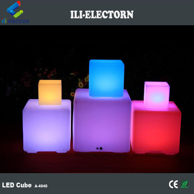 Muebles de patio de plástico con LED que cambian de color