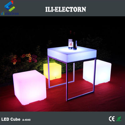 Muebles de patio de plástico con LED que cambian de color