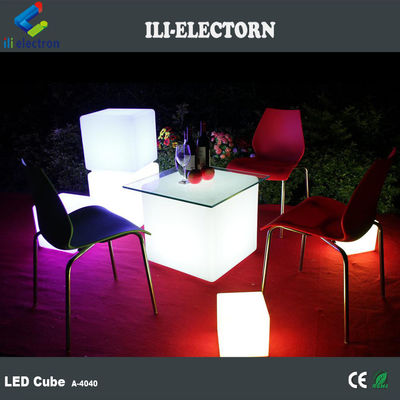 Muebles de patio de plástico con LED que cambian de color