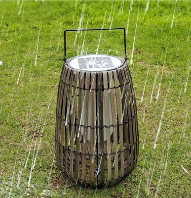 Lámparas solares de jardín portátiles de ratán IP65 resistente al agua para exteriores