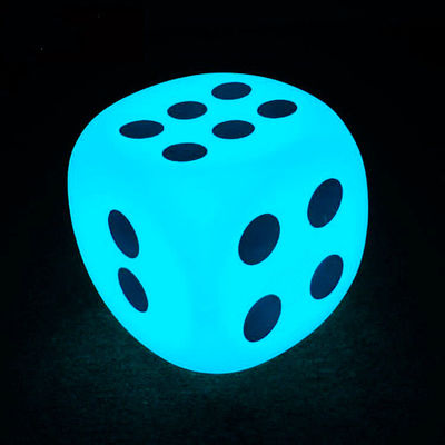 Iluminado exterior LED Cubo de luz estilo dado 15cm 20cm 30cm IP65 impermeable para eventos al aire libre