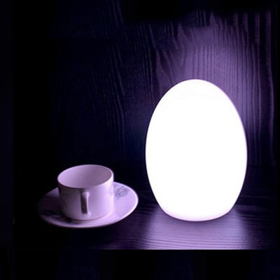 IP65 Luces LED impermeables en forma de huevo recargables para decoración navideña