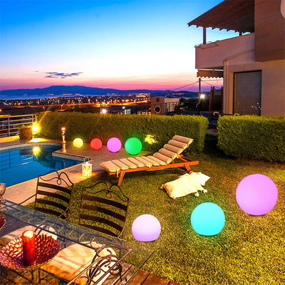 16 Cambio de color Día de San Valentín Brillo Jardín Decorativo Bola de PE Material IP65 a prueba de agua