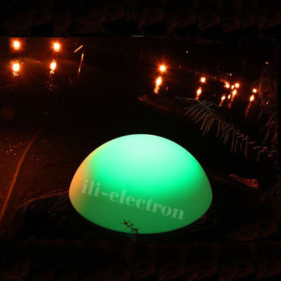 Lámpara de bolas impermeable de plástico LED de cambio de color forma de media esfera para decoración de jardín