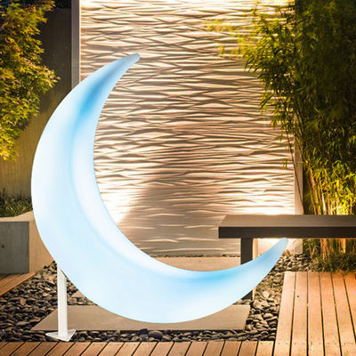 Materiales de PE Piscina de luces de brillo al aire libre Luna en forma de media luna para el Día de San Valentín decoración de tema