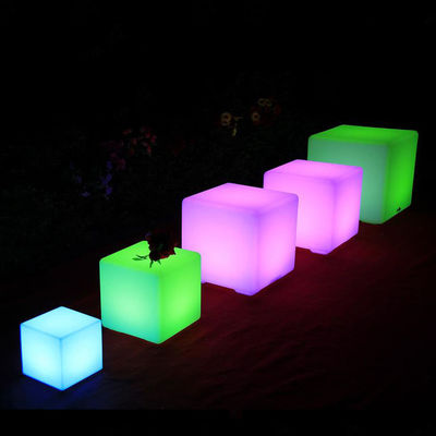 El espacio de iluminación de plástico LED Cubo de luz solución de iluminación perfecta