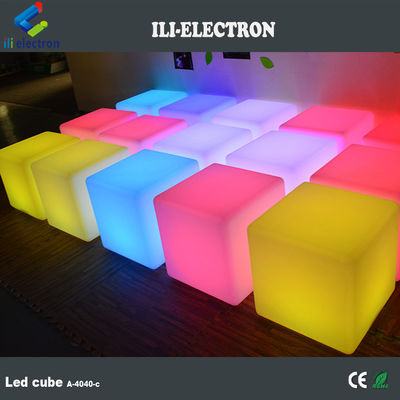 Luz recargable LED Cubo perfecta adición a las fiestas y clubes Fuente de luz LED