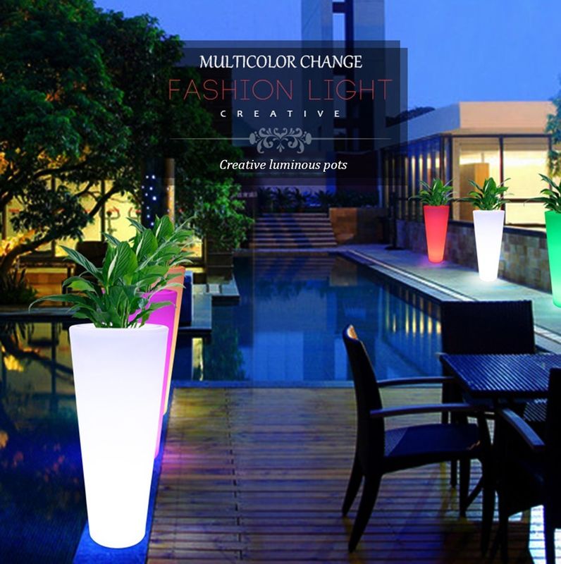Iluminado Highboy LED maceta artificial de flores con 16 colores cambiando con control remoto