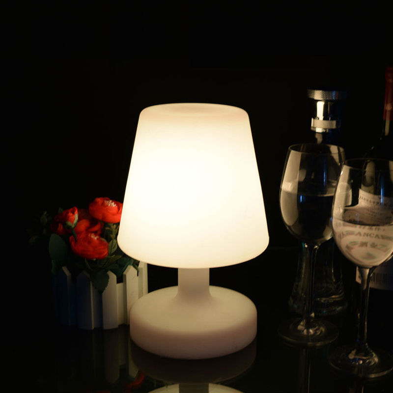 Lámpara de mesa de luz de color cambiante de niño gordo sin cable recargable
