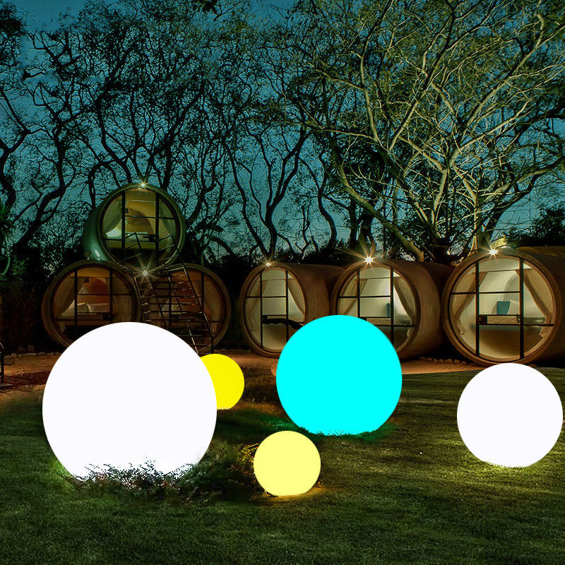 Bolas de plástico LED de color cambiante 10cm 80cm resistente al agua para vacaciones