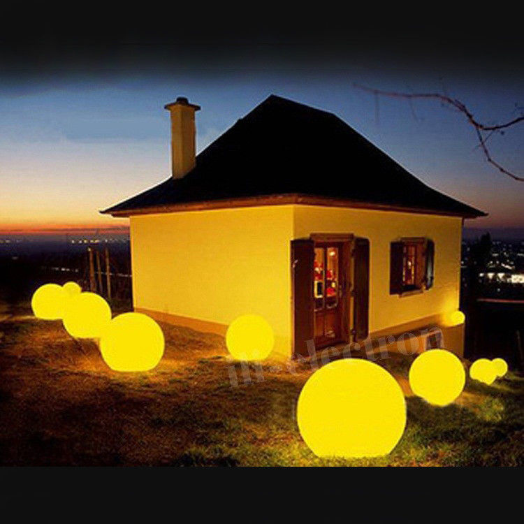 Luz de bolas de plástico PE de 16 colores con control remoto recargable