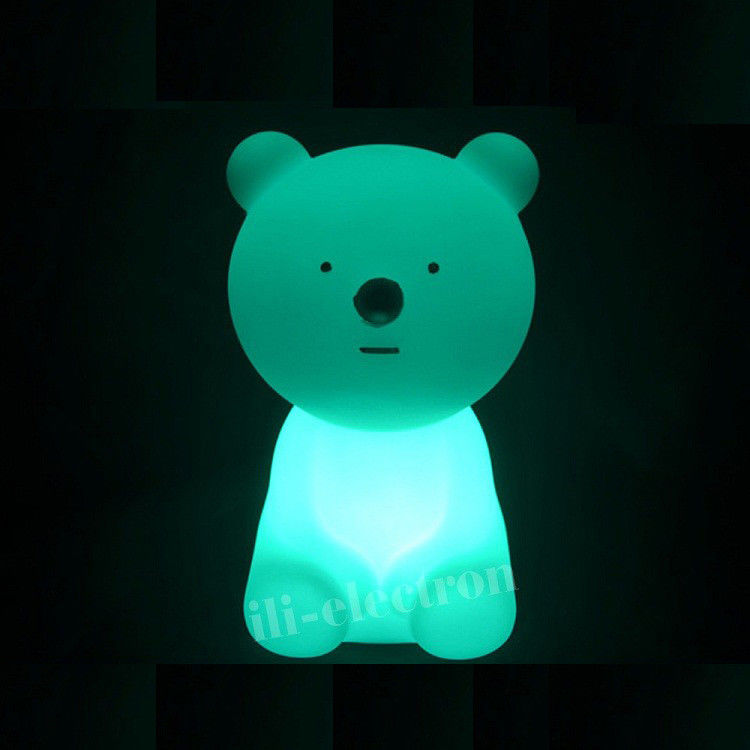 Lámpara LED de color sin cables de control remoto