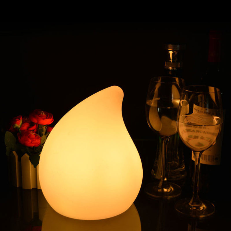 Lámpara de mesa de plástico de forma de melocotón Mini Light Up
