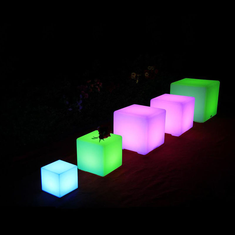 PE plástico luz hasta el taburete cubo, cambio de color LED cubo IP65 resistente al agua 40cm tamaño