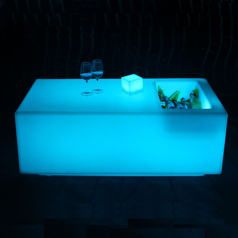 Cubo de hielo exterior iluminado de mesa de cambio de color resistente al agua